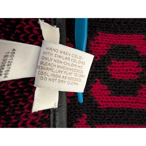 Chicos Women's Sweater Red and Black Faux Leather with Zipper Detail Size 3 - Picture 16 of 16